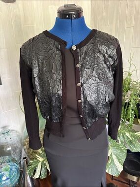 Karlie Black Floral-Texture Crop Cardigan